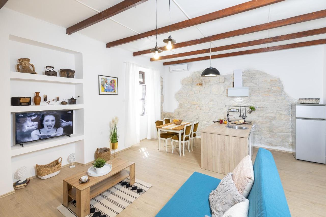 Apartment Mario